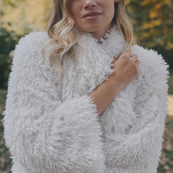 NWT Anthropologie Daily Practice Fan-Fur White Jacket XS - Picture 5 of 5